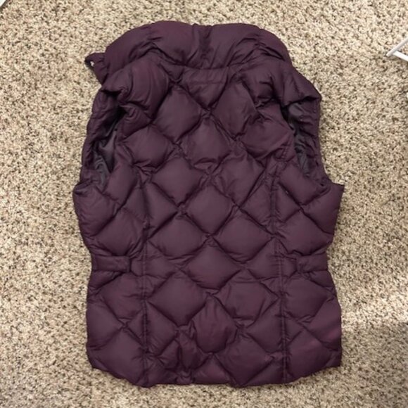 Eddie Bauer Premium Goose Down Puffer 700 Fill vest - Picture 2 of 5